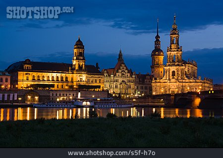 
                Dresden, Frauenkirche, Residenzschloss                   