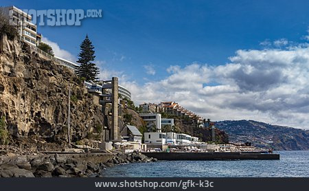 
                Tourismus, Funchal, Badestelle                   