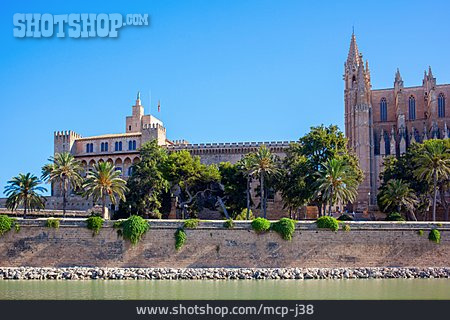 
                Palma De Mallorca, Königspalast Almudaina, Kathedrale Von Palma                   