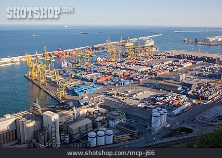 
                Barcelona, Containerhafen, Schiffsverkehr                   