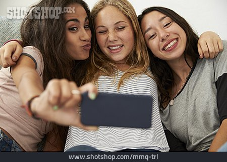 
                Freundschaft, Freundinnen, Selfie                   