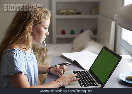 
                Teenager, Laptop, Green Screen                   