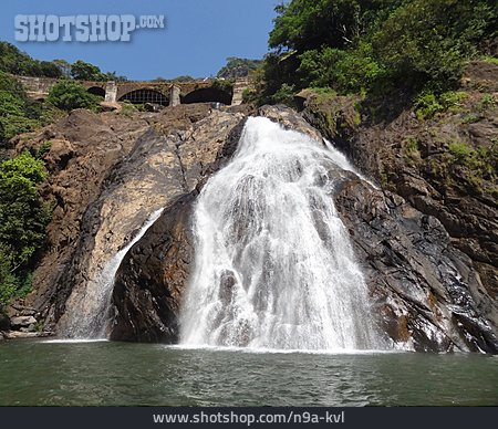 
                Wasserfall, Goa                   