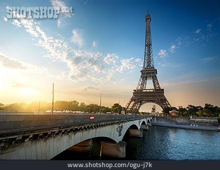 
                Seine, Eiffelturm                   