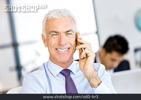 
                Geschäftsmann, Telefonieren                   