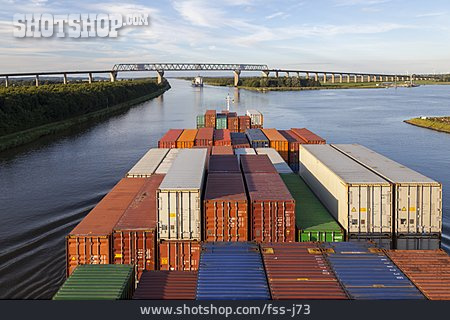 
                Containerschiff, Ladung, Nord-ostsee-kanal                   
