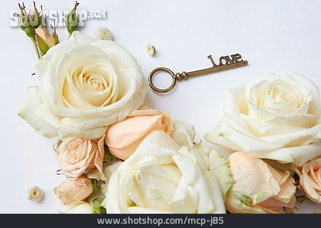 
                Liebe, Schlüssel, Rosen                   