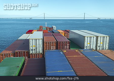 
                Containerschiff, Ladung                   