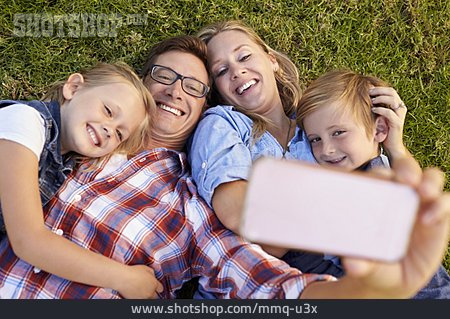 
                Fotografieren, Familienportrait, Selfie                   
