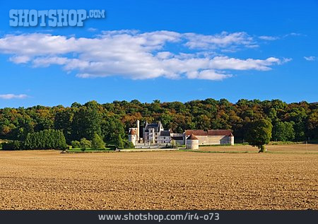 
                Licheres-sur-yonne, Schloss Faulin                   