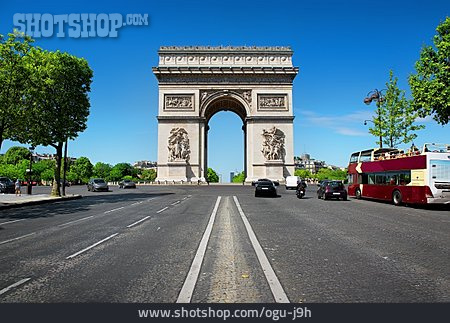 
                Paris, Arc De Triomphe                   