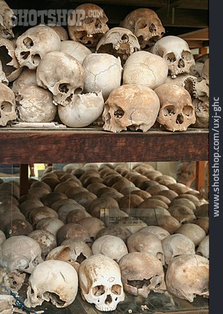 
                Schädel, Völkermord, Kambodscha                   
