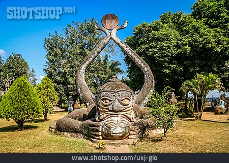 
                Heiligenfigur, Buddhapark, Xieng Khuan                   