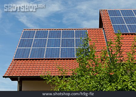 
                Solarzellen, Photovoltaik, Solardach                   