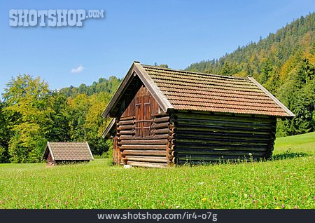 
                Hütte, Holzhaus, Holzhütte, Almhütte                   
