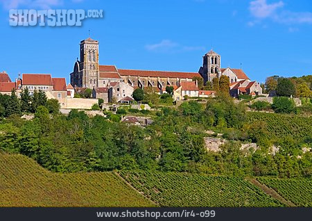 
                Burgund, Vézelay, Sainte-marie-madeleine                   