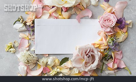 
                Blütenblätter, Romantisch, Liebesbrief, Floristik, Hochzeitseinladung                   