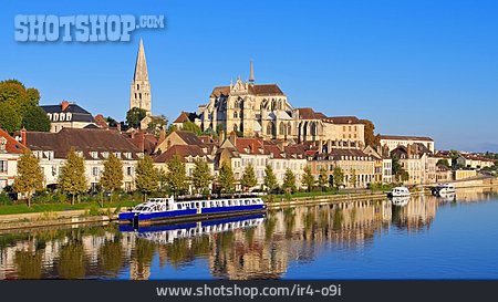 
                Auxerre, Yonne, Saint-germain                   