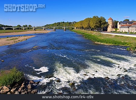 
                Loire                   