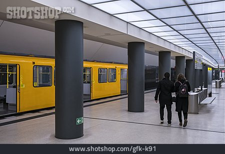 
                U-bahn, Bahnsteig, Bvg                   