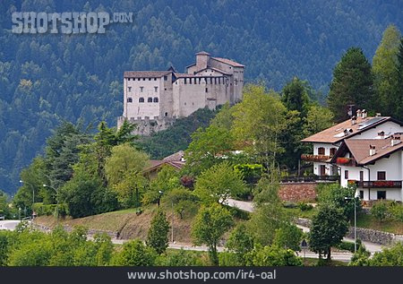 
                Trentino, Schloss Stenico                   