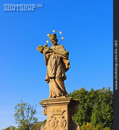 
                Statue, Glatz, Johannisbrücke                   