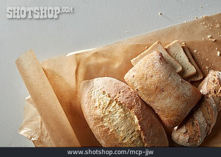
                Brot, Weißbrot, Weizenbrot                   