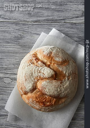 
                Brot, Brotlaib, Weizenbrot                   