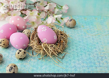 
                Ostern, Osternest, Ostereier, Traditionell                   