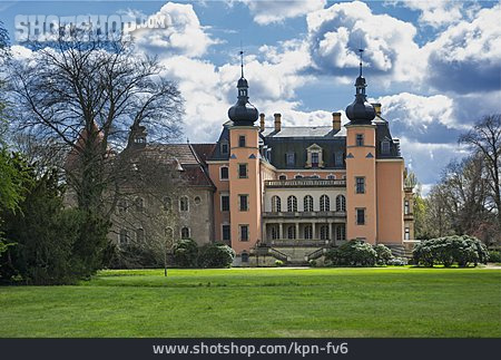 
                Schlosspark, Schloss Altdöbern                   