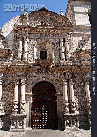 
                Fassade, Arequipa, Iglesia De San Agustin                   