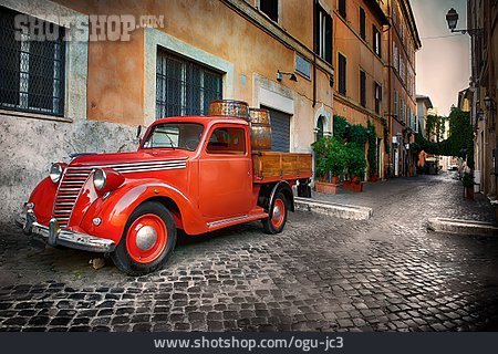 
                Auto, Nostalgie, Italien, Rom, Trastevere                   