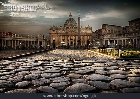 
                Petersdom, Vatikan                   