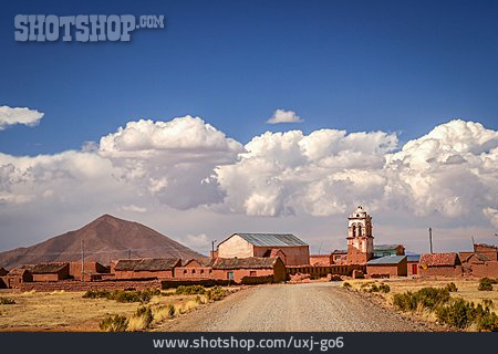 
                Dorf, Bolivien                   