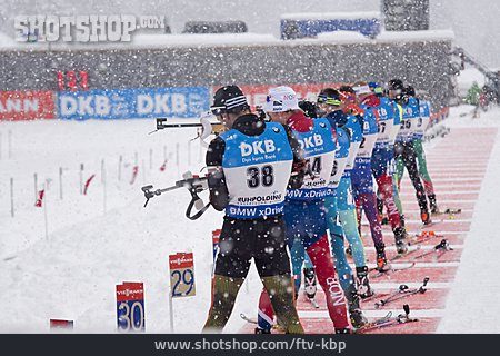 
                Wintersport, Schießstand, Biathlon                   