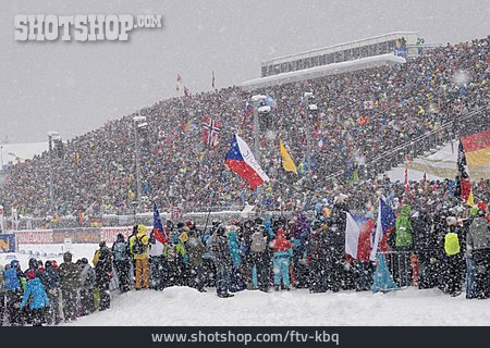 
                Zuschauer, Biathlon, Chiemgauarena                   