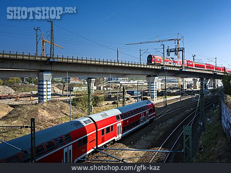 
                Zugverkehr, Deutsche Bahn                   
