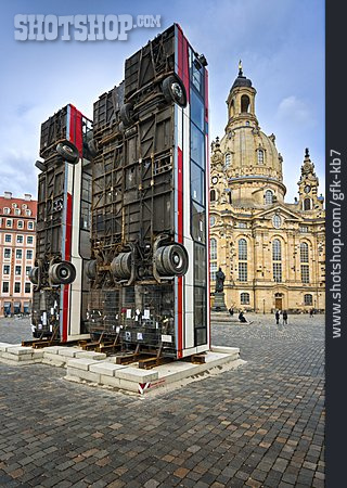 
                Dresden, Installation, Monument                   