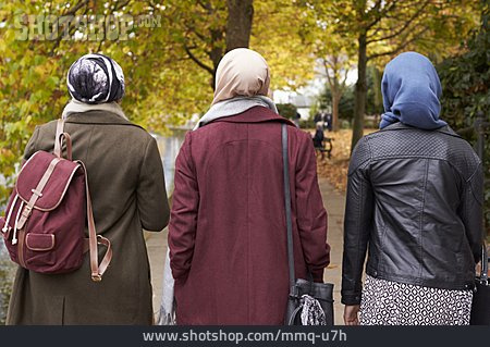
                Urban, Kopftuch, Muslimin, Hidschab                   