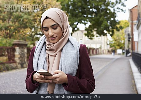 
                Frau, Modern, Urban, Hidschab, Muslima                   
