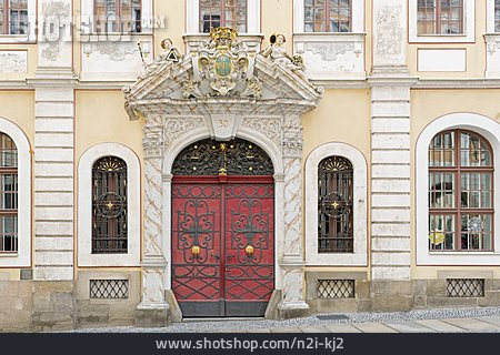 
                Entrance, Görlitz, Baroque House                   