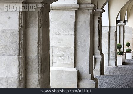 
                Säulengang, Arkaden, Görlitz                   