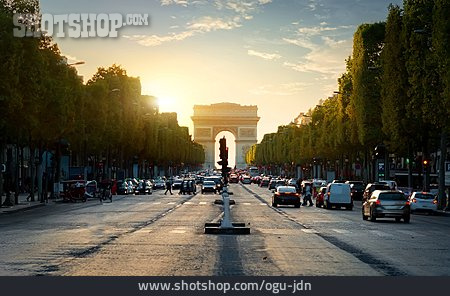 
                Straßenverkehr, Paris, Arc De Triomphe                   
