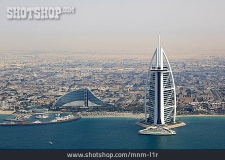 
                Futuristisch, Burj Al Arab                   