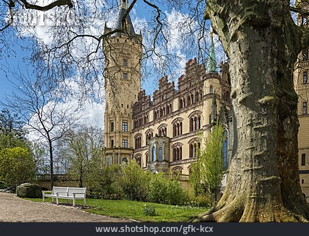 
                Märchenschloss, Schweriner Schloss                   