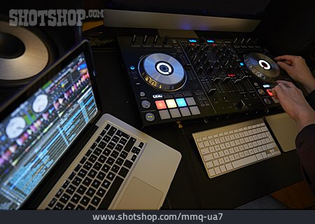 
                Controller, Turntable, Mixes, Sound Studio                   