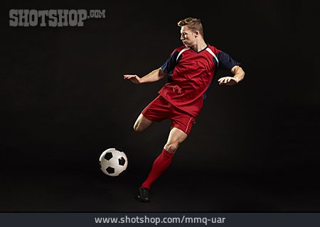 
                Fußball, Fußballspieler, Dynamik, Kicken                   