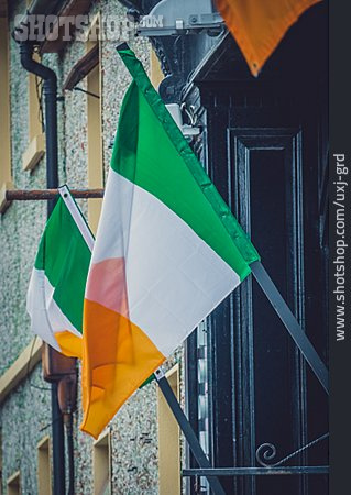 
                Irland, Nationalflagge, Dublin                   