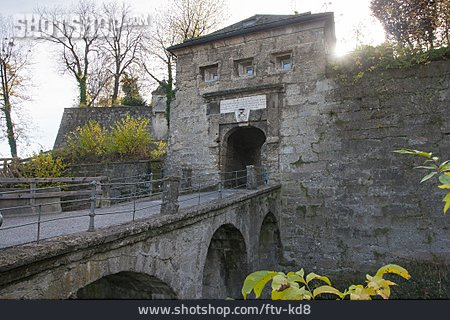 
                Zugang, Festung Hohensalzburg                   