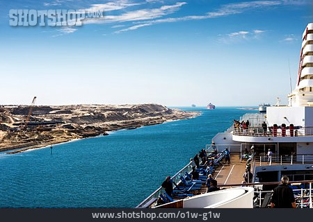 
                Kreuzfahrtschiff, ägypten, Sueskanal                   